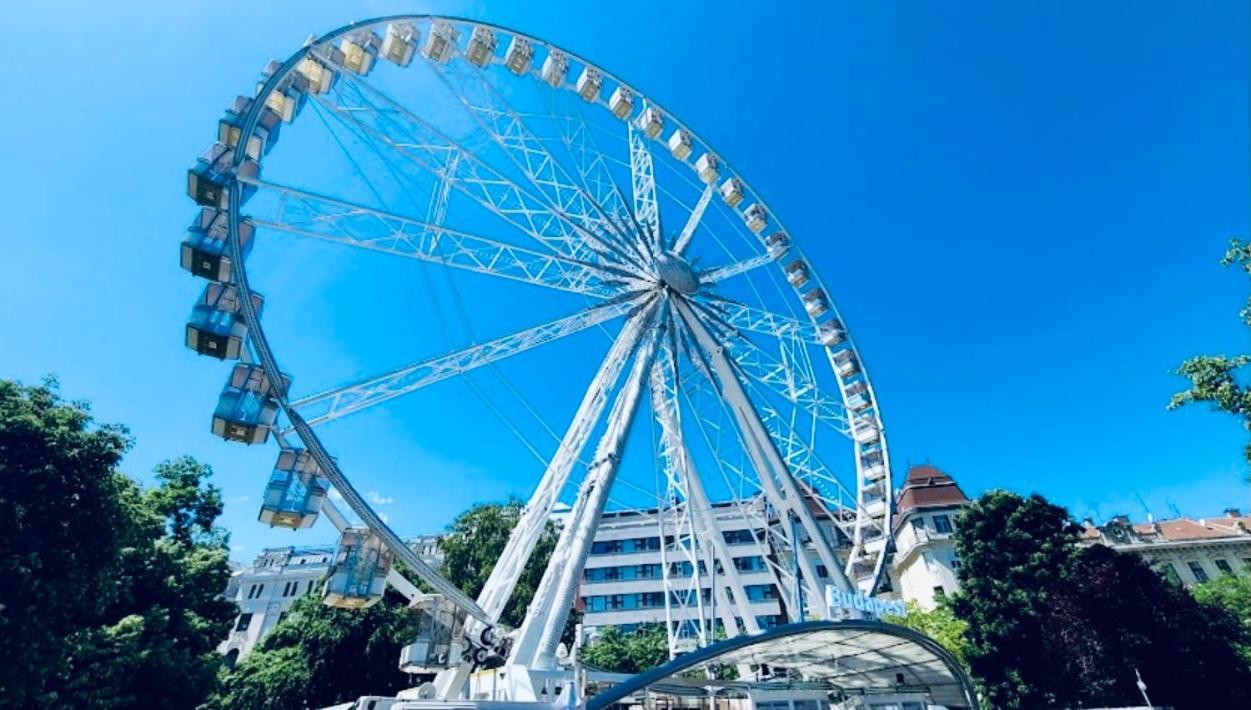 Downtown Deak-Ferris Wheel Luxury Home บูดาเปสต์ ภายนอก รูปภาพ